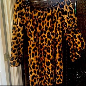 SHEIN off the shoulder empire waste blouse. Super cute, flouncy, stylish XXL.